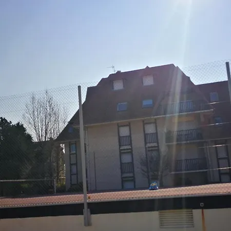 Lejlighed 2 Pieces A 5 Mn A Pied De La