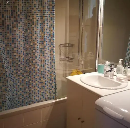 2 Pieces A 5 Mn A Pied De La * Cabourg