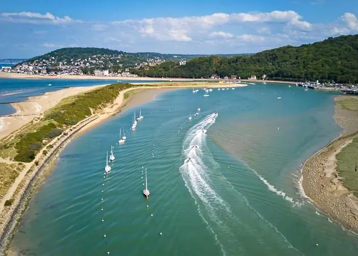 2 Pieces A 5 Mn A Pied De La * Cabourg