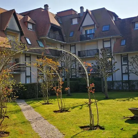 2 Pieces A 5 Mn A Pied De La