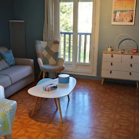 2 Pieces A 5 Mn A Pied De La Apartment *