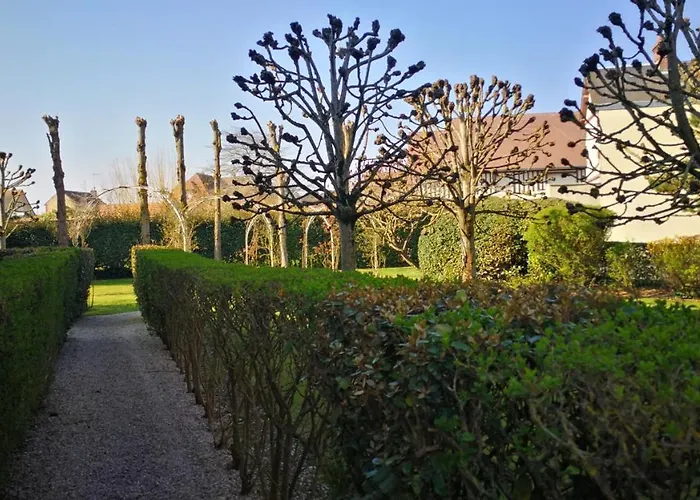 2 Pieces A 5 Mn A Pied De La Apartmán